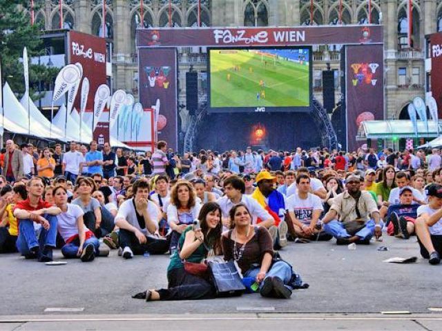 У Москві до Євро-2012 організують три фан-зони