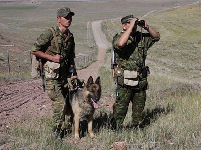 В Казахстане на границе с Китаем обнаружили тела 13 пограничников В Казахстане на границе с Китаем обнаружили тела 13 пограничников