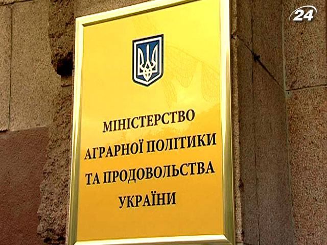 Аграрії перевиконали план з посіву соняшнику та сої