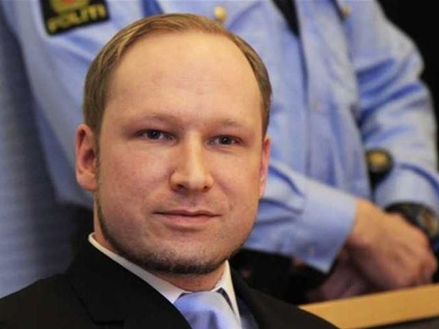 Брейвіку наймуть двох співкамерників Брейвіку наймуть двох співкамерників