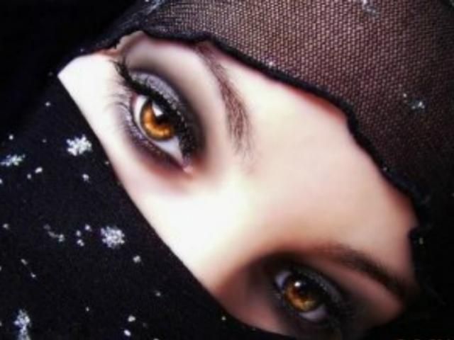 В Стамбуле тысячи турецких женщин протестуют против запрета абортов В Стамбуле тысячи турецких женщин протестуют против запрета абортов