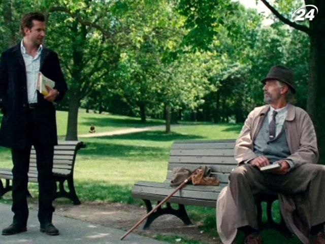 "Слова": публицист крадет рукопись, которая изменяет его действительность "Слова": публицист крадет рукопись, которая изменяет его действительность