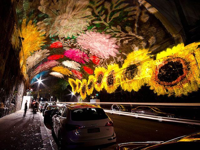 В Сиднее проходит фестиваль света В Сиднее проходит фестиваль света