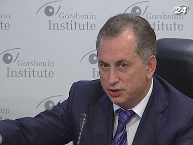 Колесников: Власть не допустит повторения событий 2004 года Колесников: Власть не допустит повторения событий 2004 года