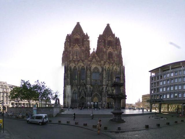 Google сплющив Кельнський собор Google сплющив Кельнський собор