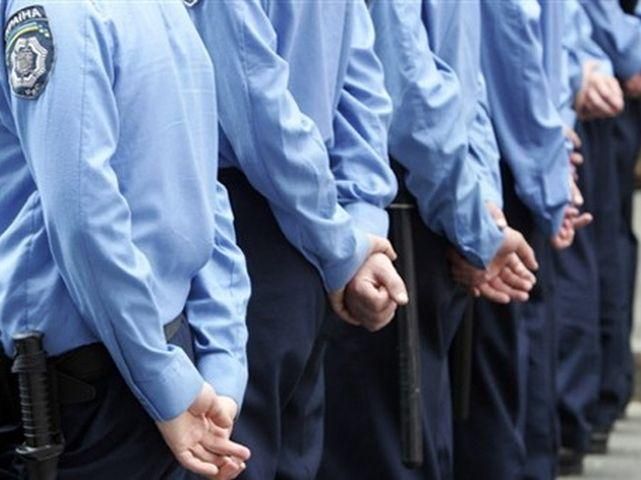 Большинство украинцев очень плохо относятся к правоохранителям Большинство украинцев очень плохо относятся к правоохранителям