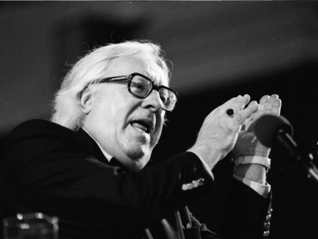 Помер відомий письменник Рей Бредбері Помер відомий письменник Рей Бредбері