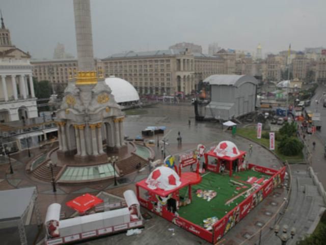 В Киеве подтопило фан-зону ЕВРО-2012