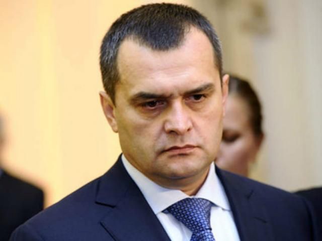 Захарченко не верит, что милиция применила газ под Радой