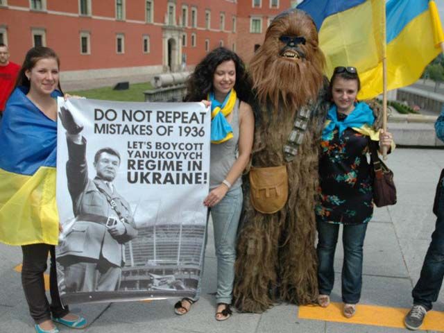 У Варшаві пройшла акція проти політики Януковича (Фото)