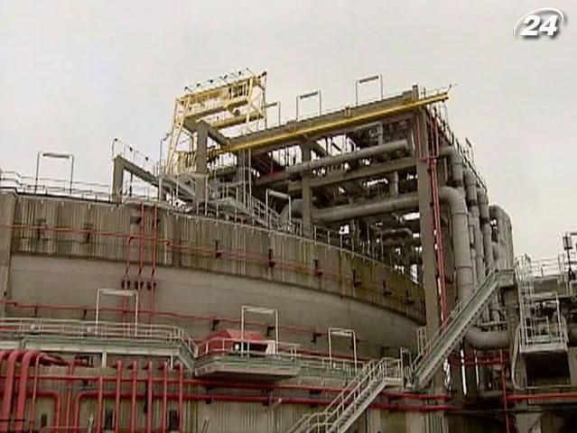 Іран відтермінував запуск експорту зрідженого газу Іран відтермінував запуск експорту зрідженого газу