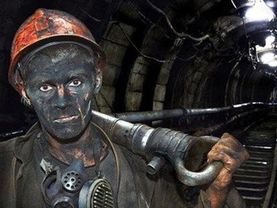 На Донеччині через обвал на шахті загинув один гірник