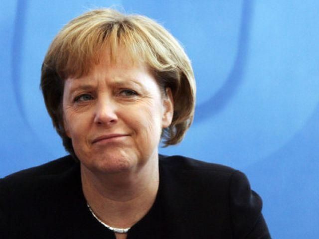 Меркель не відвідає в Україні матчі групової фази ЄВРО-2012 