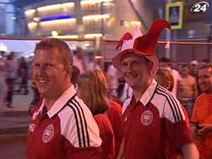 В Украине прошли первые матчи ЕВРО-2012 В Украине прошли первые матчи ЕВРО-2012