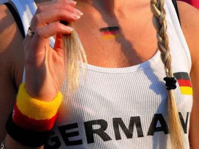 Іранським жінкам заборонили дивитися матчі ЄВРО-2012 Іранським жінкам заборонили дивитися матчі ЄВРО-2012