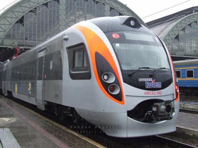 Новий Hyundai зламався біля Львова. Звинувачують корейців Новий Hyundai зламався біля Львова. Звинувачують корейців