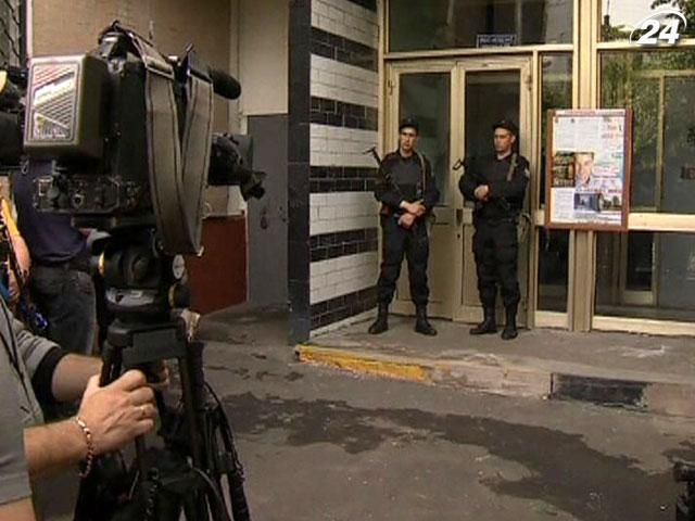 У квартирах російських опозиціонерів провели обшуки - 12 червня 2012 - Телеканал новин 24 У квартирах російських опозиціонерів провели обшуки - 12 червня 2012 - Телеканал новин 24