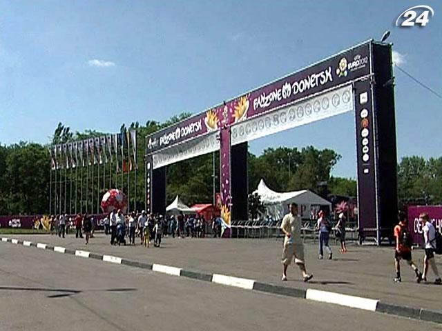 Заработать на фанах пытаются всех городах-хозяевах Евро-2012 Заработать на фанах пытаются всех городах-хозяевах Евро-2012