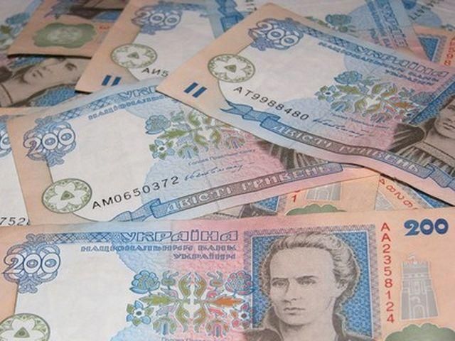 В Крыму коммунальщики присвоили почти 900 тысяч гривен