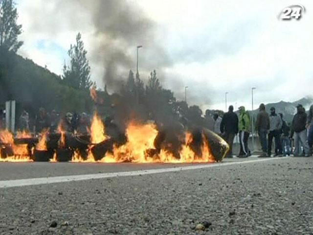 Іспанські шахтарі вдаються до масштабних акцій протесту Іспанські шахтарі вдаються до масштабних акцій протесту
