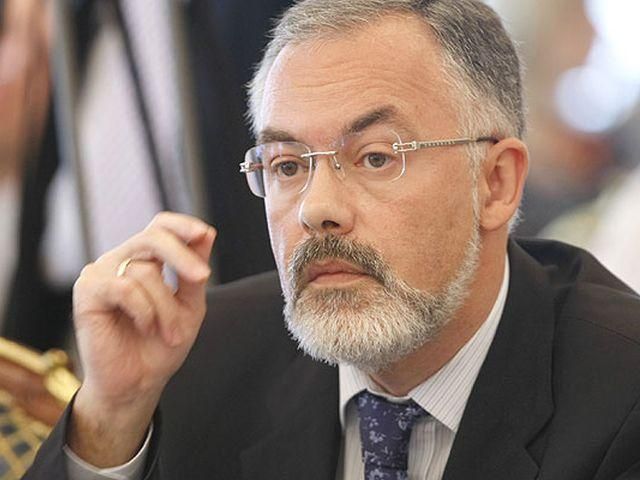 Табачник запевняє, що не називав українську "непотрібною" Табачник запевняє, що не називав українську "непотрібною"