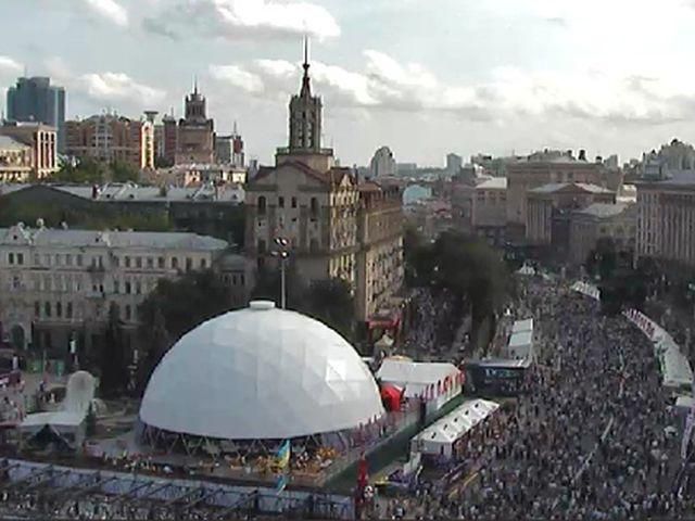 У столичній фан-зоні посилили охорону У столичній фан-зоні посилили охорону