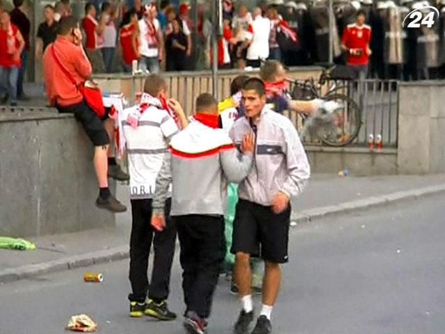 Российские фаны, задержанные за драку в Польше, получили несколько месяцев тюрьмы Российские фаны, задержанные за драку в Польше, получили несколько месяцев тюрьмы