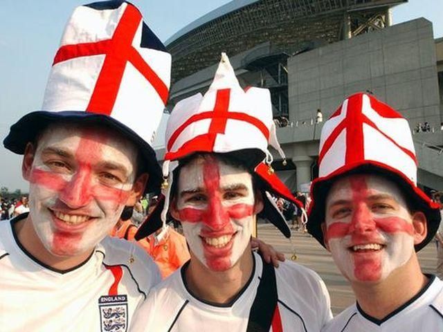 У столиці побилися вболівальники з Англії і Швеції У столиці побилися вболівальники з Англії і Швеції
