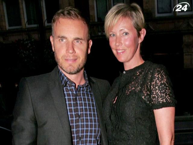 Певца Гари Барлоу назвали папой года в Великобритании Певца Гари Барлоу назвали папой года в Великобритании