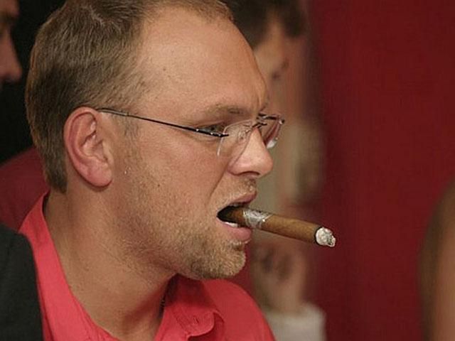 Власенко: Янукович може "хотіти" помилувати Тимошенко ще років 10 Власенко: Янукович може "хотіти" помилувати Тимошенко ще років 10