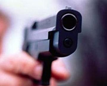 МВС: У депутатів Яценюка стріляли не з політичних мотивів МВС: У депутатів Яценюка стріляли не з політичних мотивів