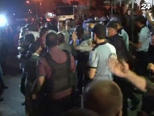 В Турции в результате пожара в тюрьме погибли 13 человек