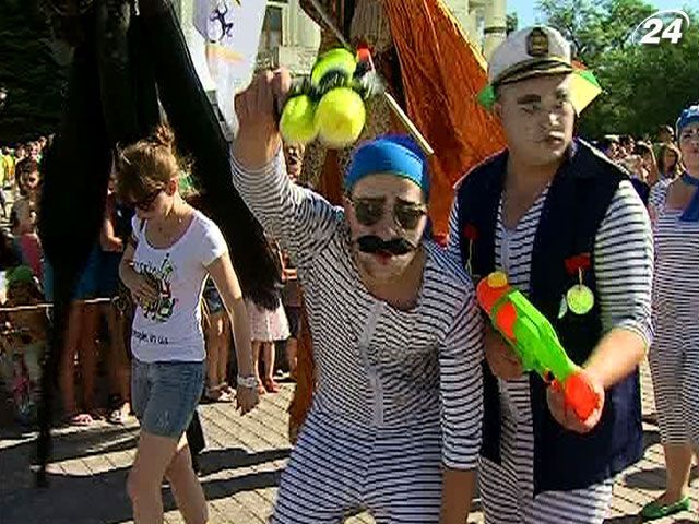 У Євпаторії - фестиваль циркового та вуличного мистецтва У Євпаторії - фестиваль циркового та вуличного мистецтва