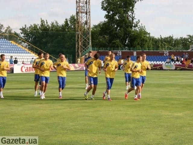 Українська збірна провела відкрите тренування Українська збірна провела відкрите тренування