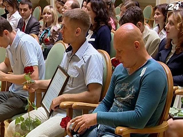 Молоді українські вчені отримали майже два мільйони гривень Молоді українські вчені отримали майже два мільйони гривень