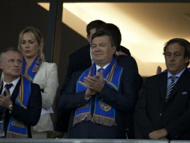 Янукович відвідає матч "Україна - Англія"