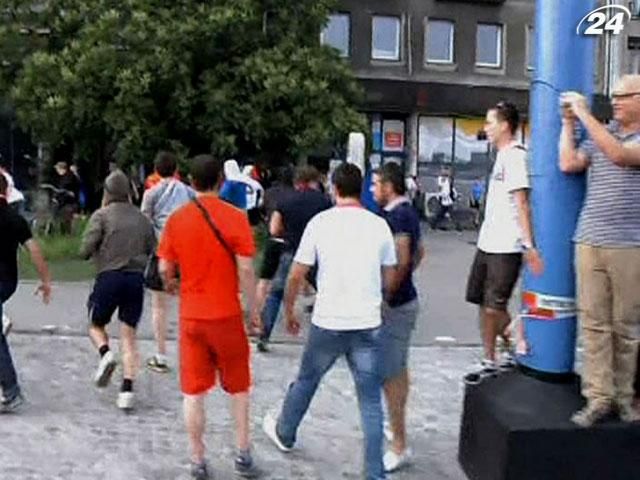 За время Евро-2012 в Польше задержали более 500 фанатов За время Евро-2012 в Польше задержали более 500 фанатов