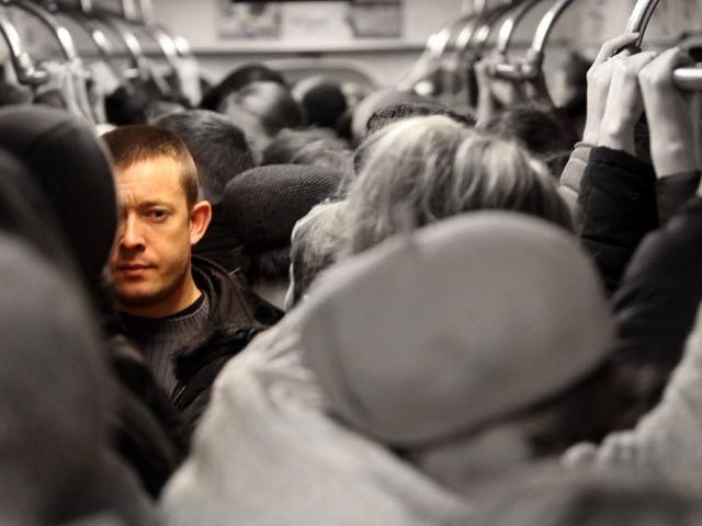 Ученые установили, что одиночество сокращает продолжительность жизни Ученые установили, что одиночество сокращает продолжительность жизни