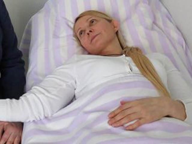 Левый Берег: Тимошенко будет лежать в суде на "ортопедическом топчане" Левый Берег: Тимошенко будет лежать в суде на "ортопедическом топчане"