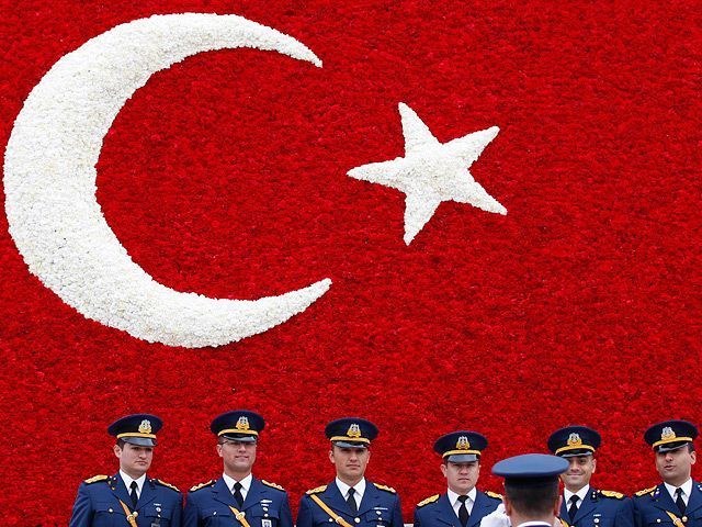 Студентка из Турции создала шпионскую сеть проституток Студентка из Турции создала шпионскую сеть проституток