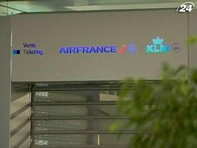 Air France-KLM планує скоротити 5,1 тис. працівників до кінця 2013 р.