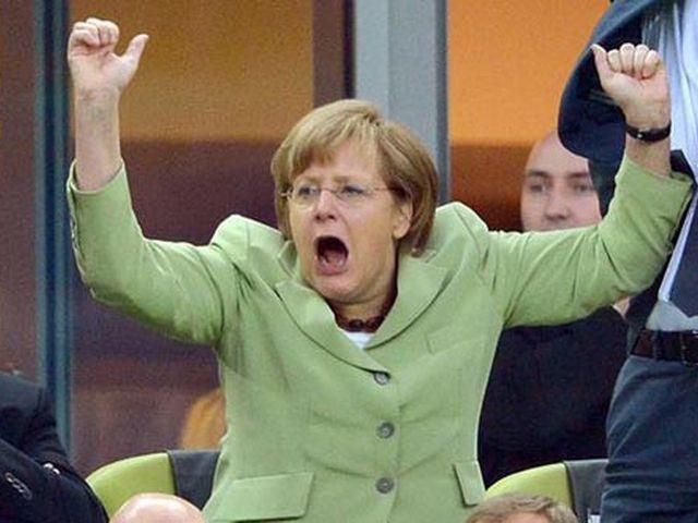 Ангела Меркель приедет в Киев, если Германия выйдет в финал
