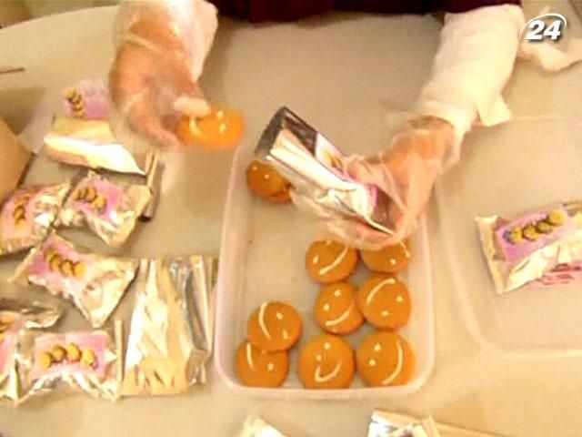 В Индонезии новый хит - печенье из сома В Индонезии новый хит - печенье из сома