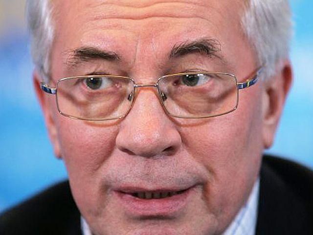 Азаров назвав майже половину українців росіянами Азаров назвав майже половину українців росіянами