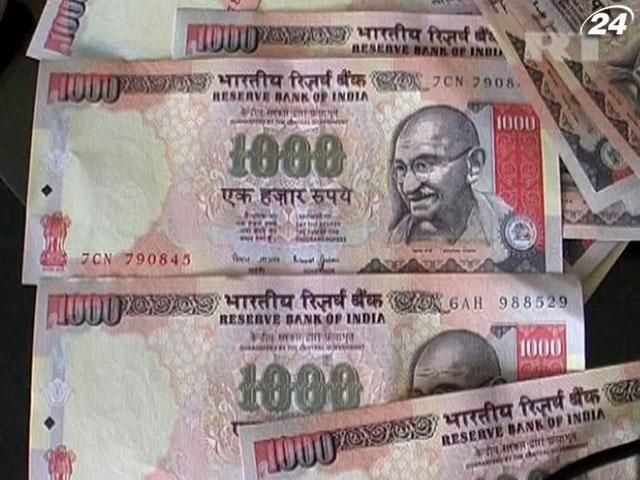 В Индии приняли ряд мер для поддержки своей национальной валюты