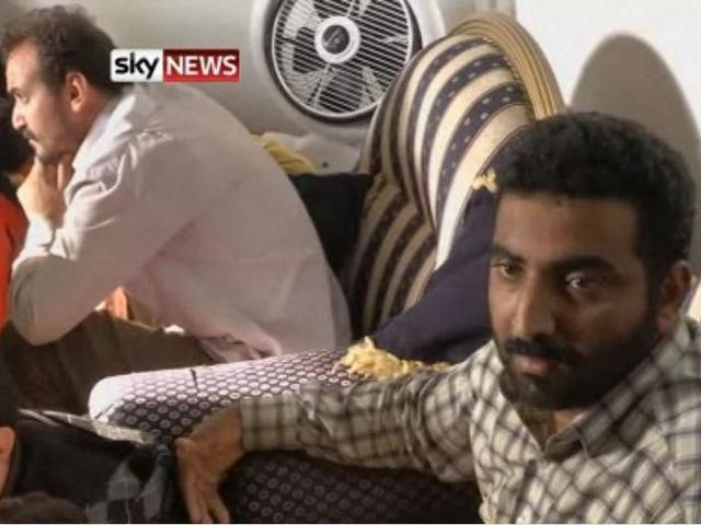 Сирийские военные рассказали о приказах убивать мирных жителей Сирийские военные рассказали о приказах убивать мирных жителей