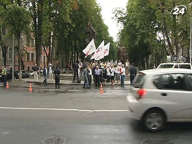 Суд во второй раз перенес рассмотрение кассации по делу Тимошенко Суд во второй раз перенес рассмотрение кассации по делу Тимошенко