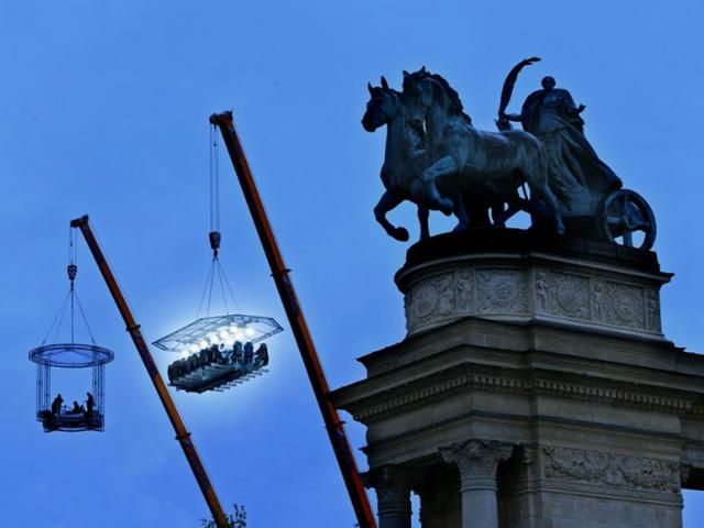 В Европе открывают рестораны в воздухе В Европе открывают рестораны в воздухе