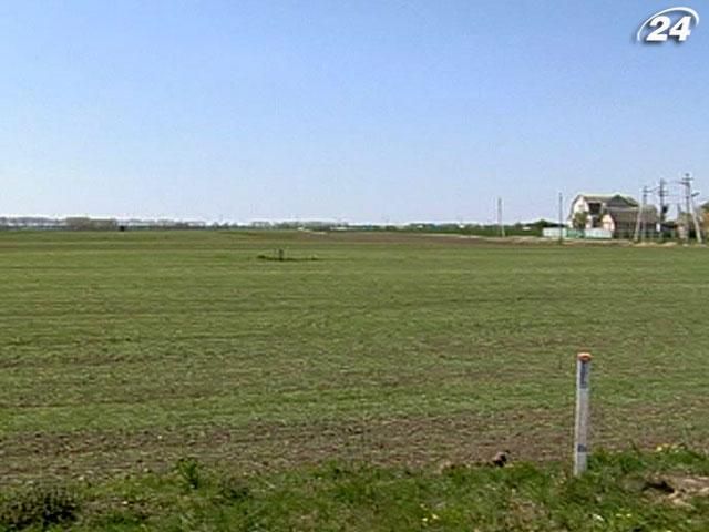 От продажи земельных участков в бюджеты поступило 407 млн грн От продажи земельных участков в бюджеты поступило 407 млн грн