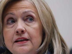 Клінтон: Шлях Єгипту до демократії ще далекий від завершення Клінтон: Шлях Єгипту до демократії ще далекий від завершення